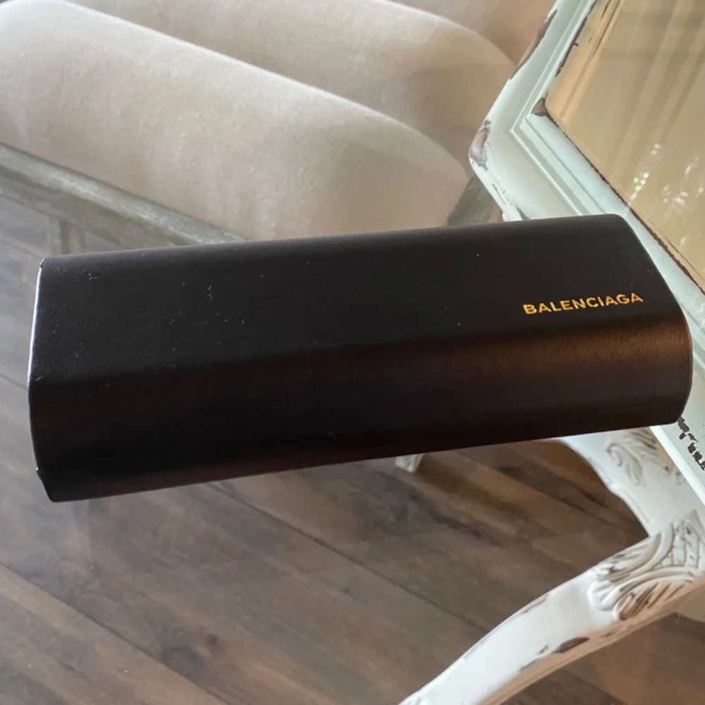 Balenciaga BA1 45F Sunglasses - Picture 12 of 12